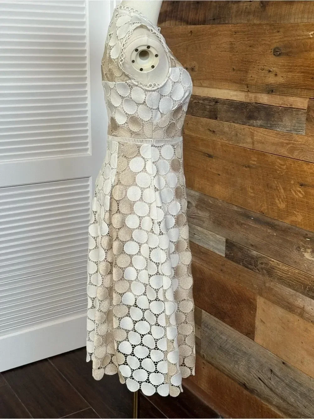 Shoshanna Glengarry Ivory Metallic Gold Circle Lace Midi Cocktail Dress